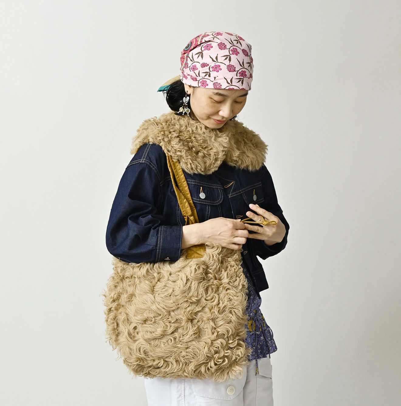 45R Mouton Military Tote Bag - Image 7
