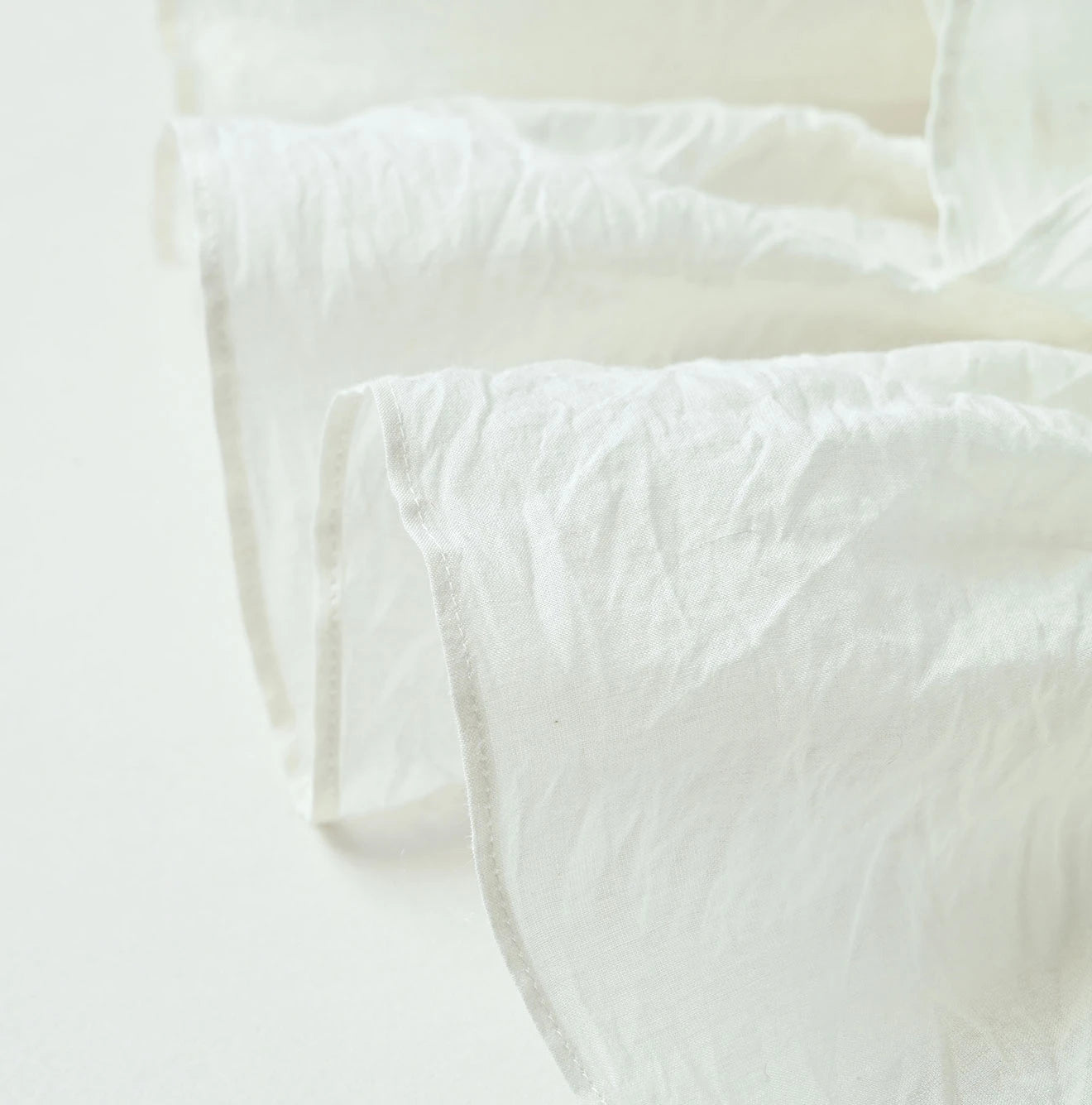 45R Feather Khadi Silk Large Petal - Image 13