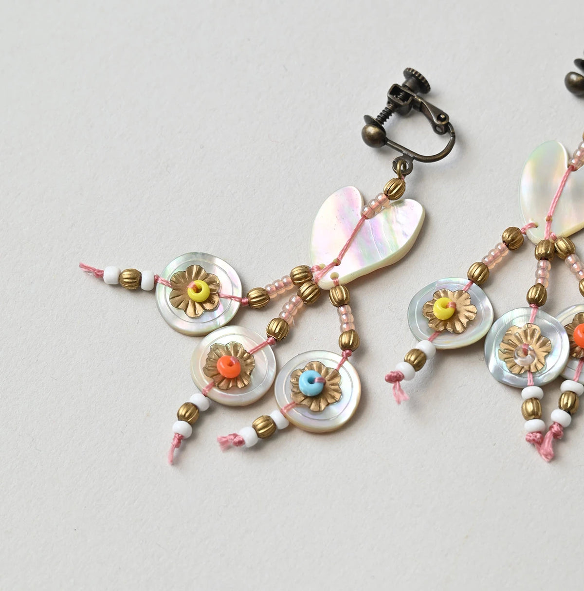 45R Shell Shell Earrings