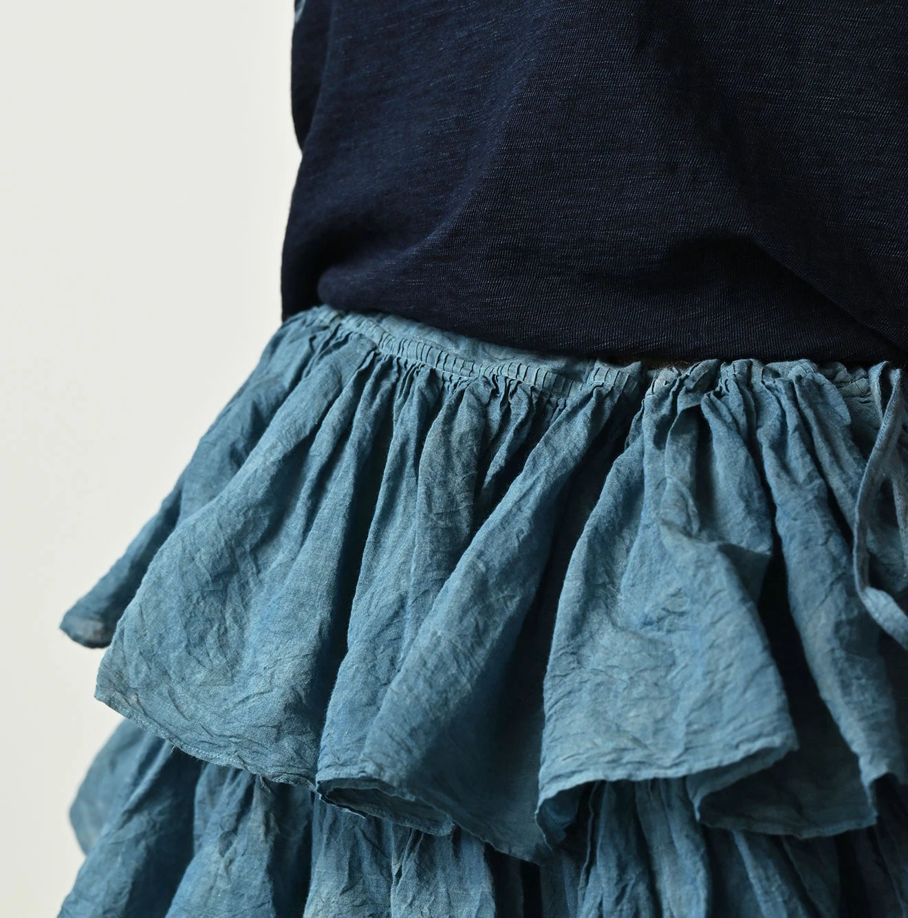 45R Ai Indigo Feather Khadi Silk Large Petal - Image 8
