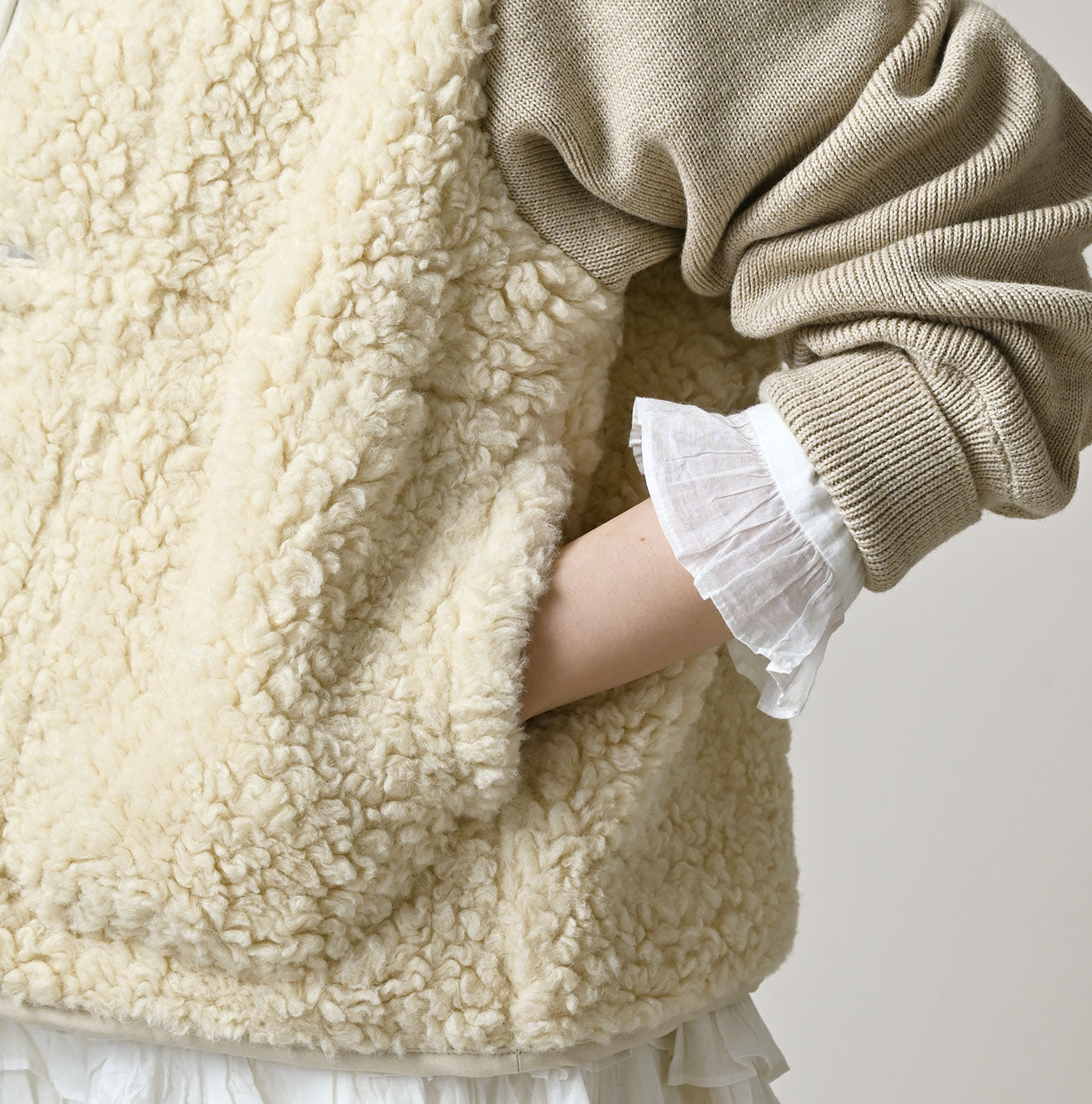 45R Boa x US Wool Blouson - Image 12