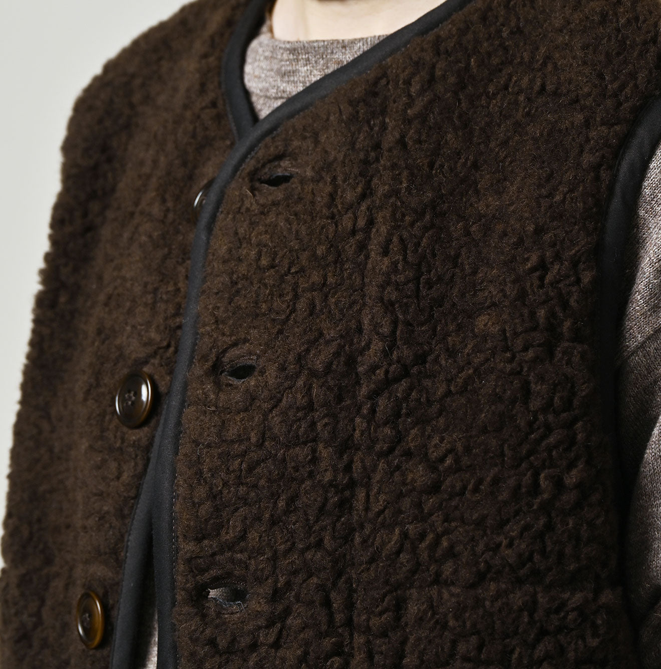 45R Boa x US Wool Vest - Image 10