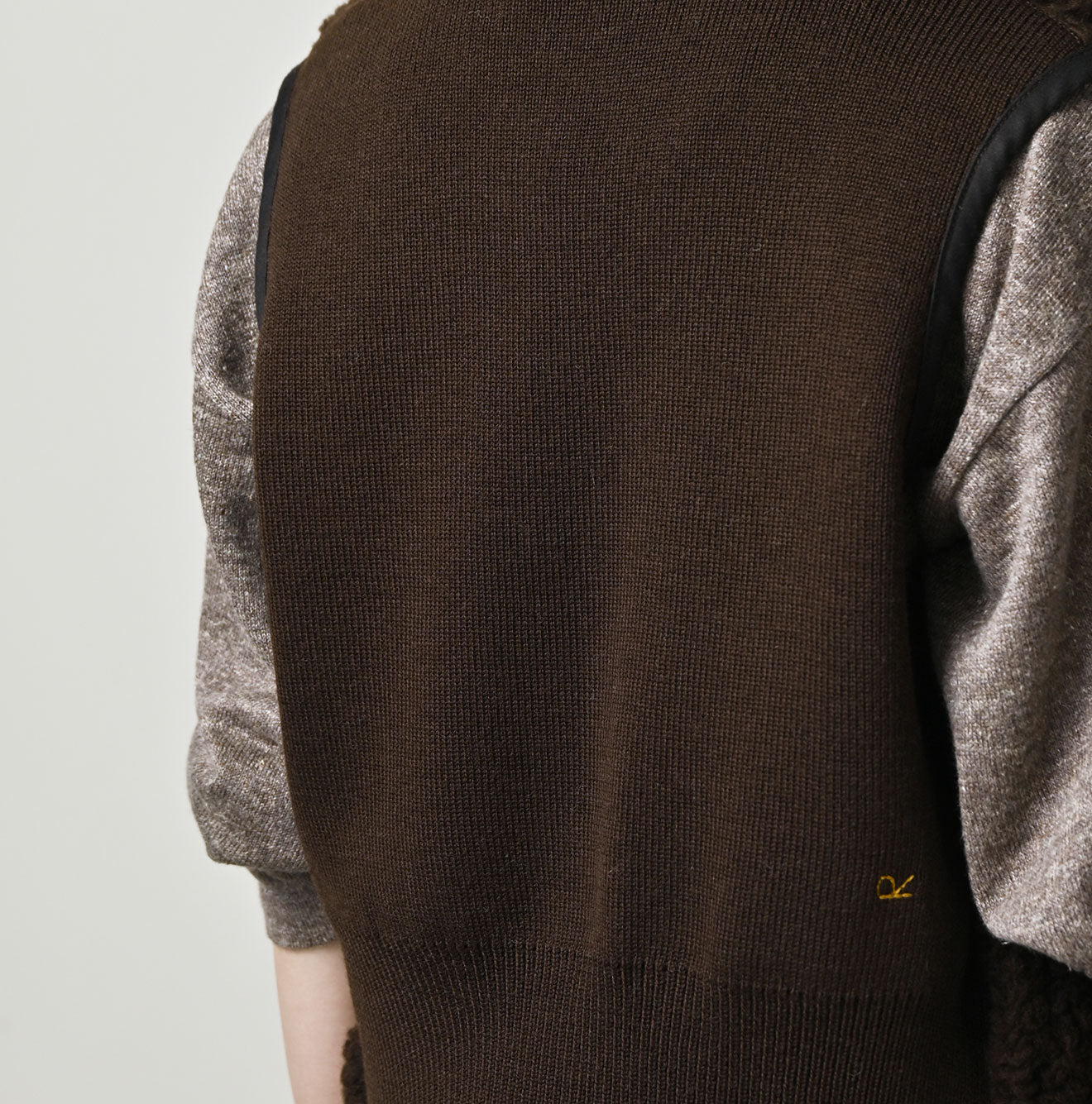 45R Boa x US Wool Vest - Image 13