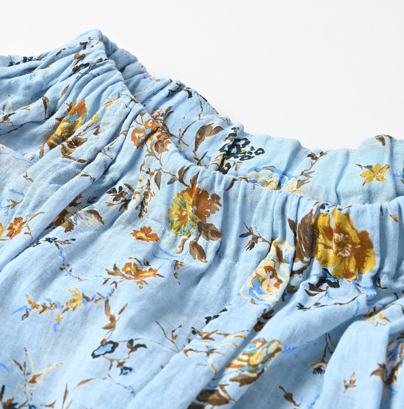 45R Gauze Antique Flower Shirring Blouse
