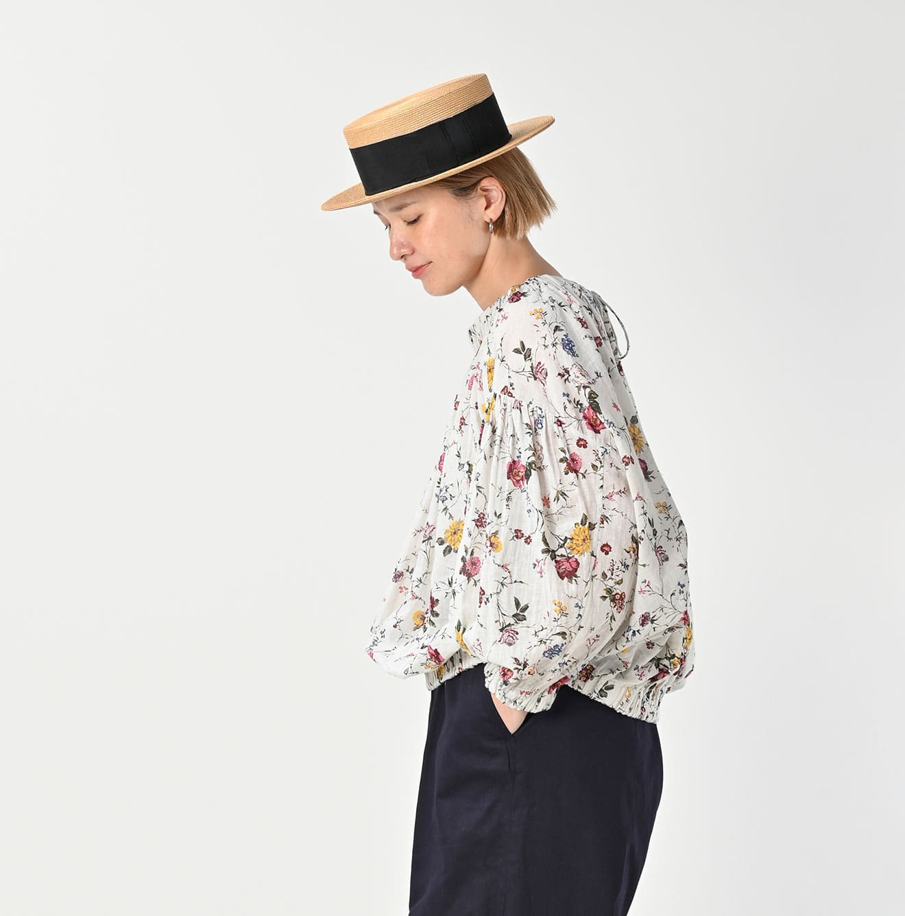 45R Gauze Antique Flower Shirring Blouse