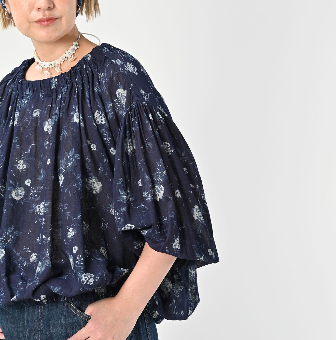 45R Gauze Antique Flower Shirring Blouse - Image 8