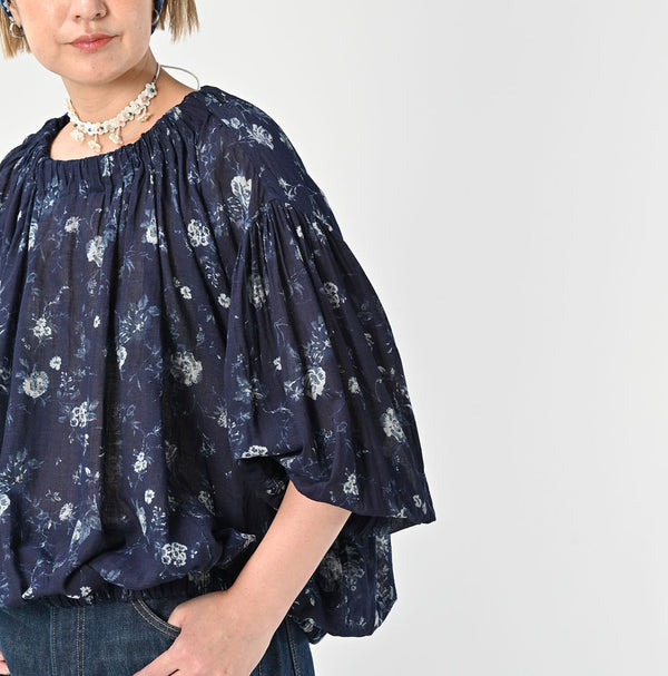 45R Gauze Antique Flower Shirring Blouse