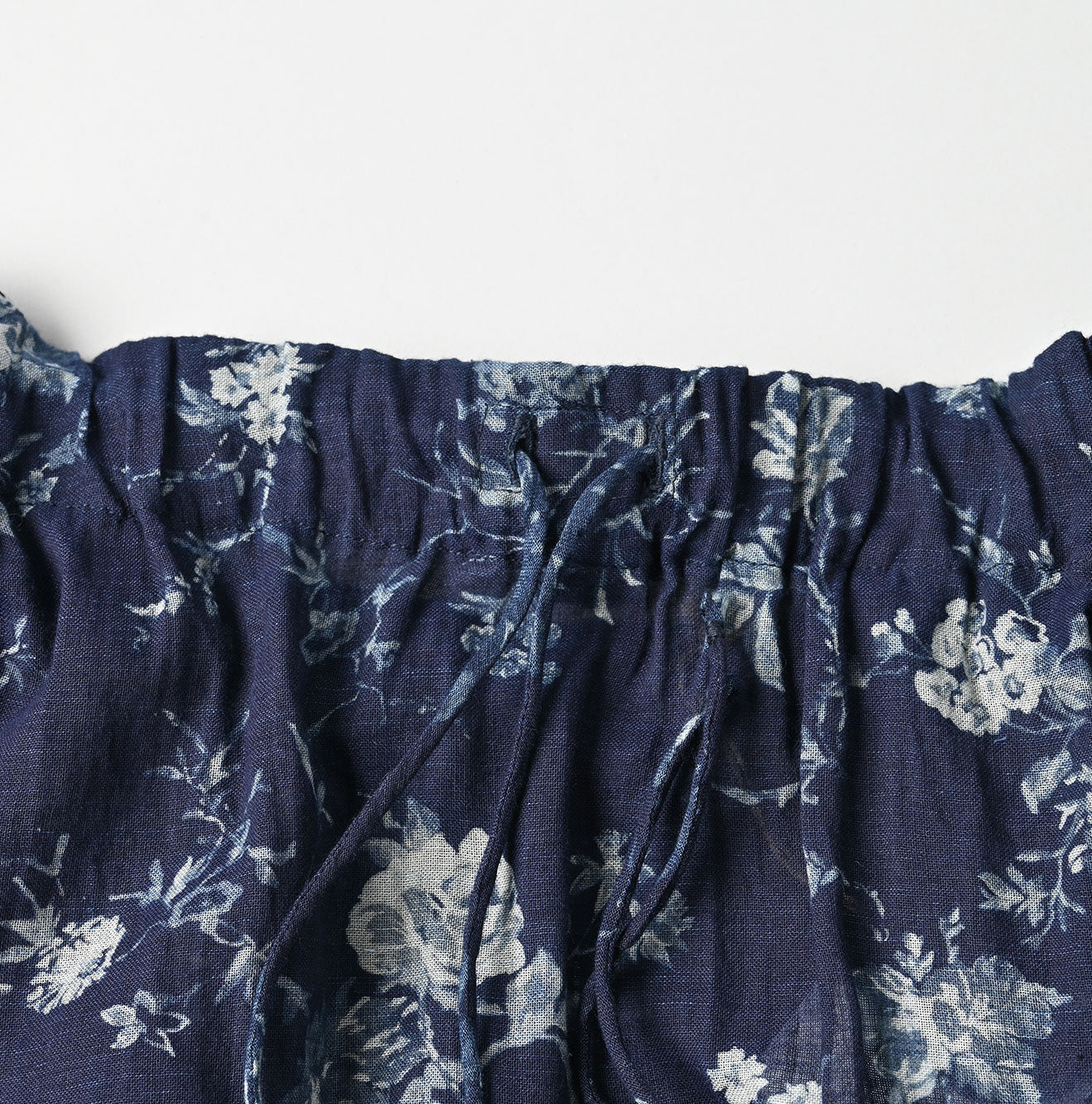 45R Gauze Antique Flower Shirring Blouse