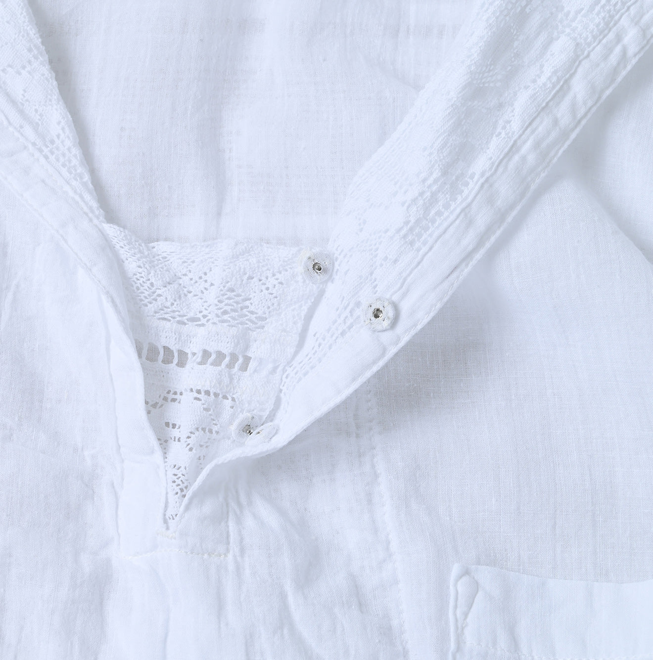 45R Khadi Lace Sailor Collar Blouse (White)