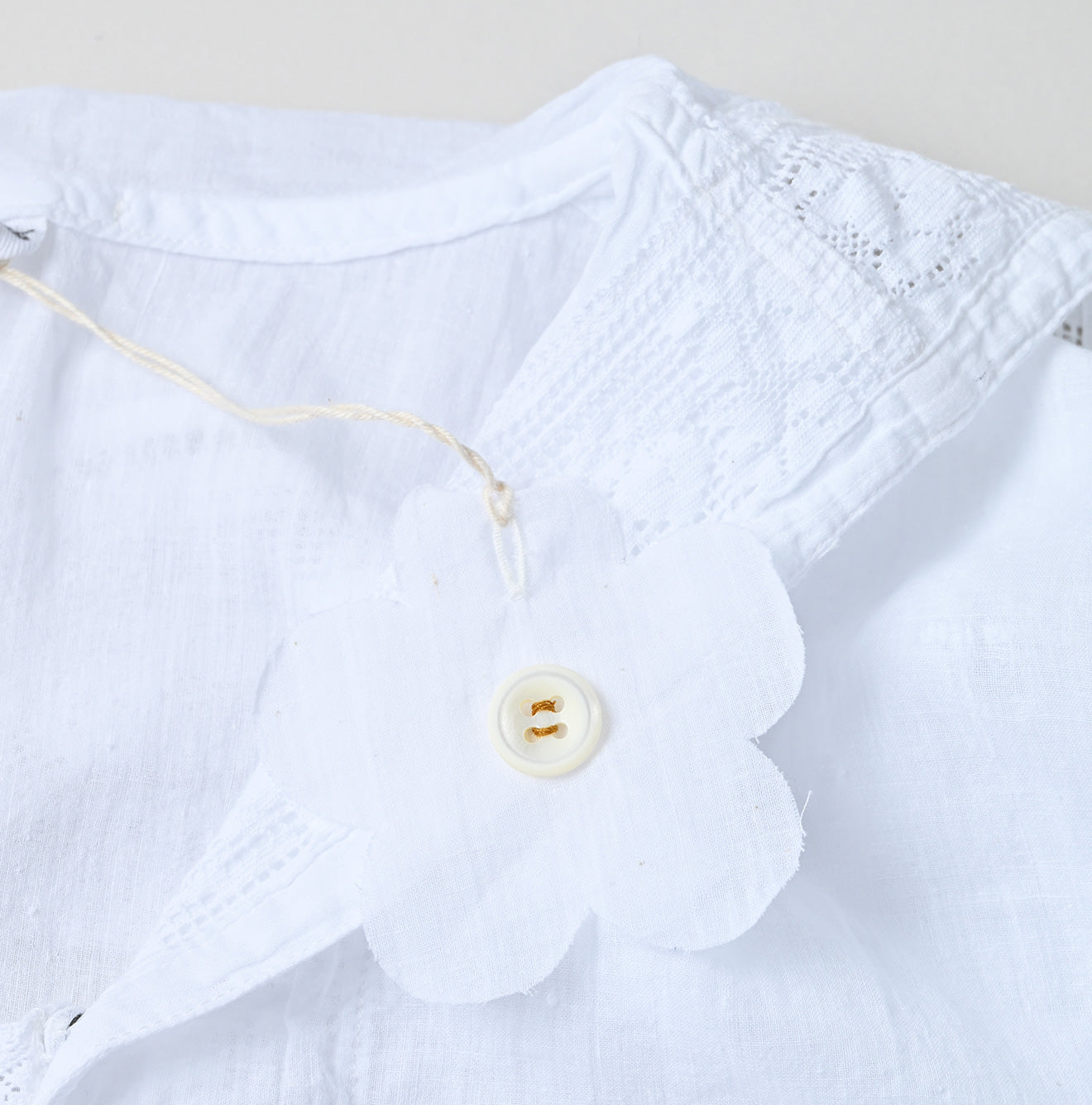 45R Khadi Lace Sailor Collar Blouse (White)