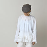 Khadi Feather Silk Peplum Frill de T-shirt