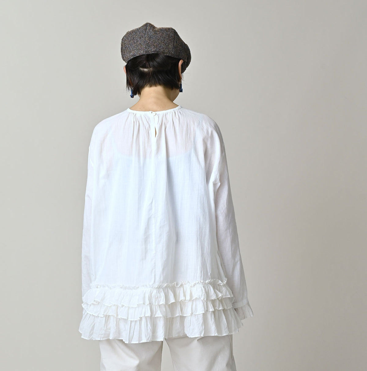 Khadi Feather Silk Peplum Frill de T-shirt