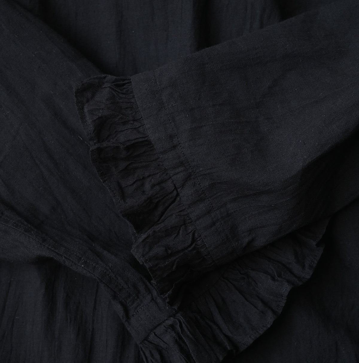 Khadi Feather Silk Peplum Frill de T-shirt