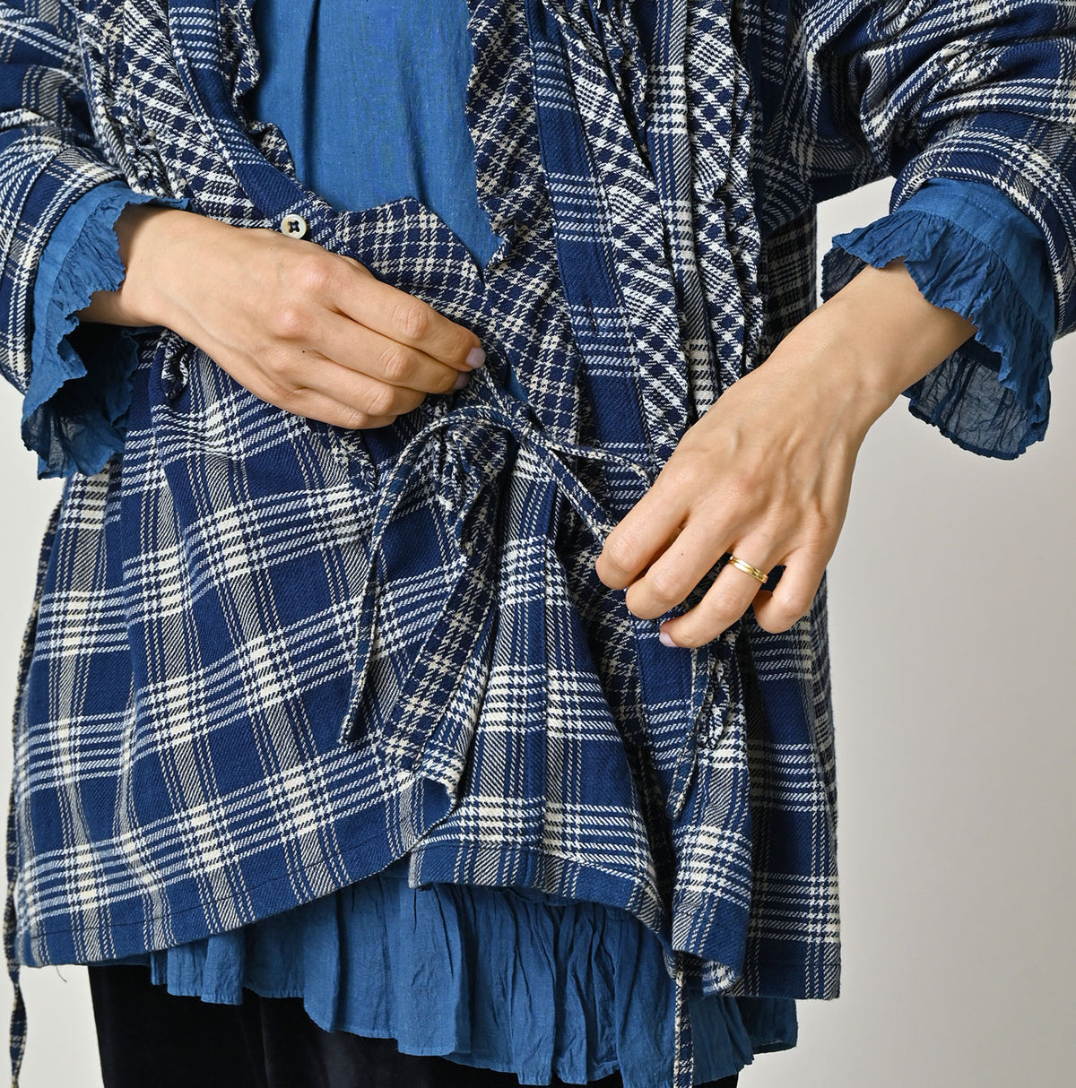 45R Ai Indigo Flannel Mix Patchwork Frill Cachecoeur