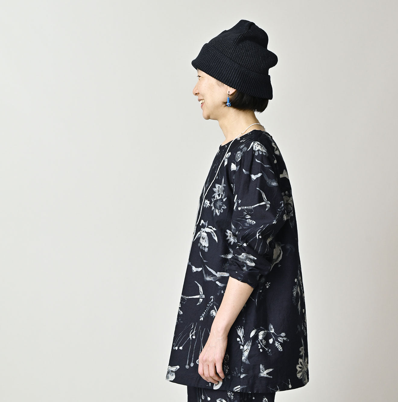 Indigo Donkey Tail Blouse - Image 5