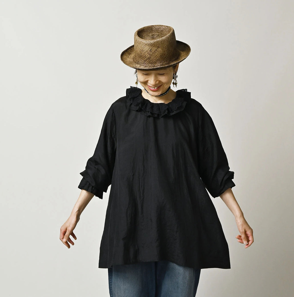 45R Ai Indigo Silk Frilled Collar Blouse