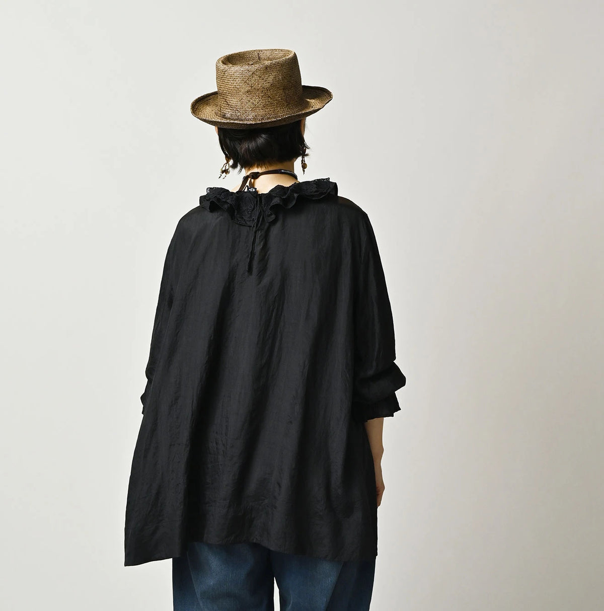 45R Ai Indigo Silk Frilled Collar Blouse