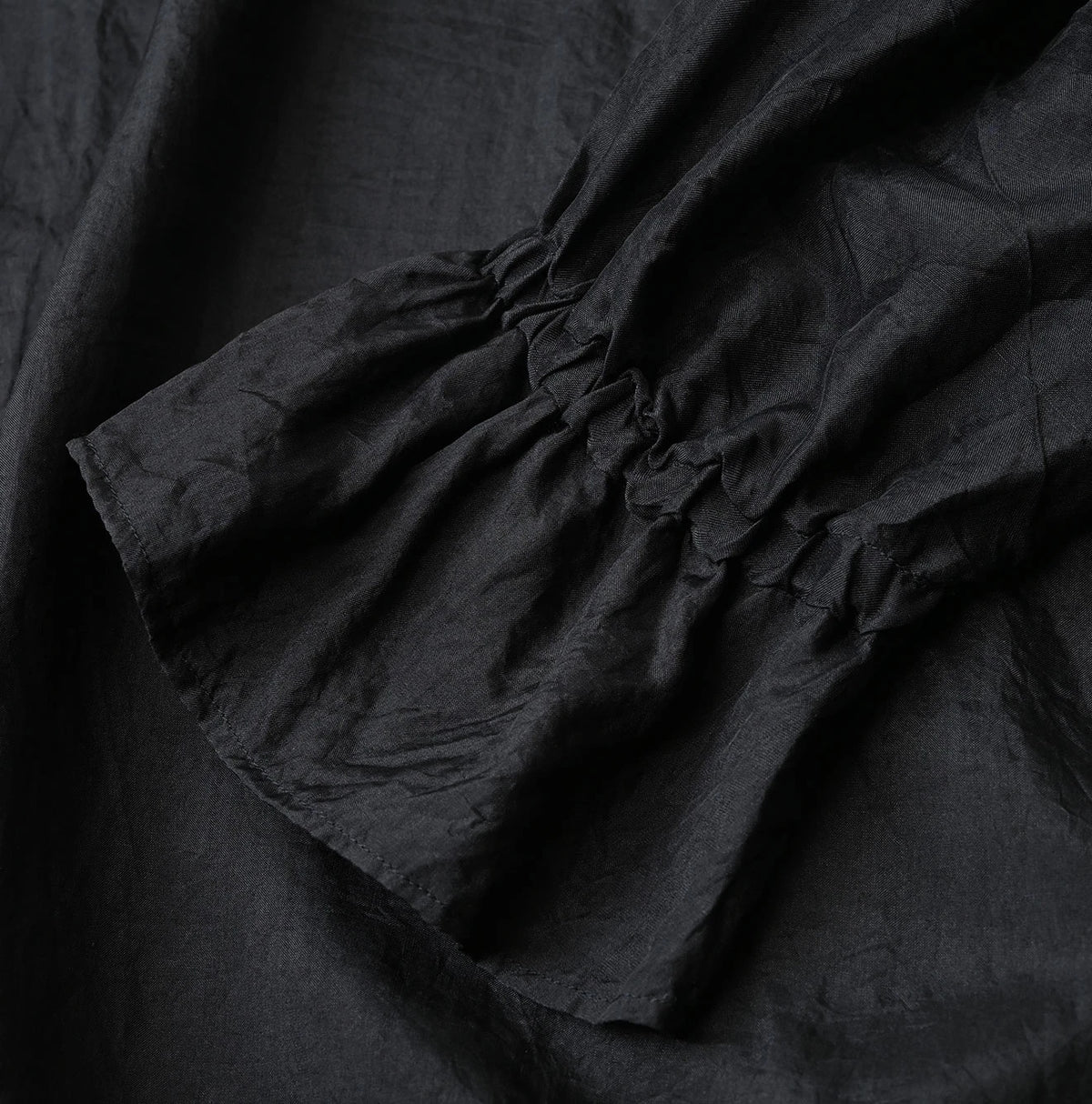 45R Ai Indigo Silk Frilled Collar Blouse
