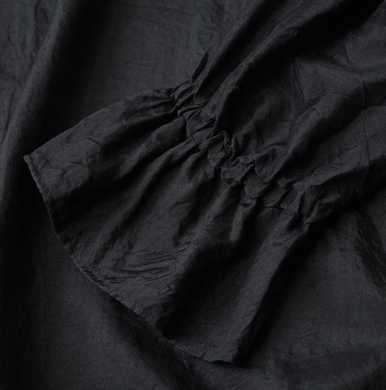 45R Ai Indigo Silk Frilled Collar Blouse - Image 12