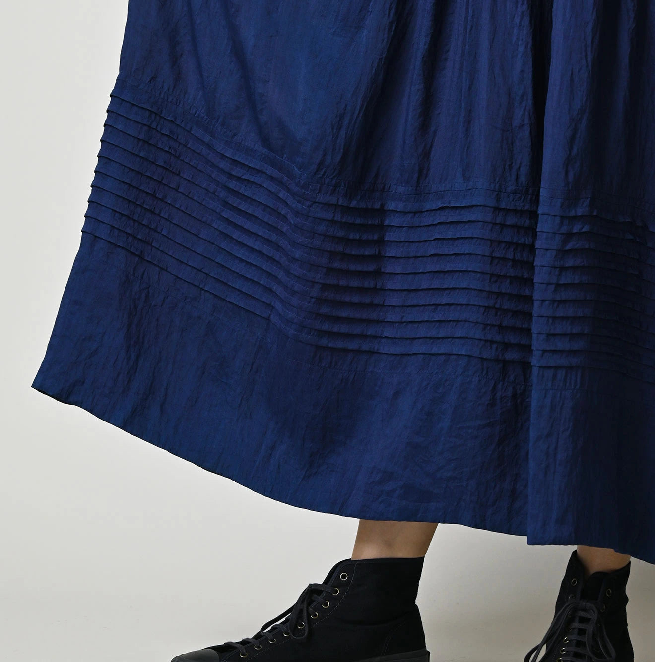 45R Ai Indigo Silk Pintuck Dress - Image 9