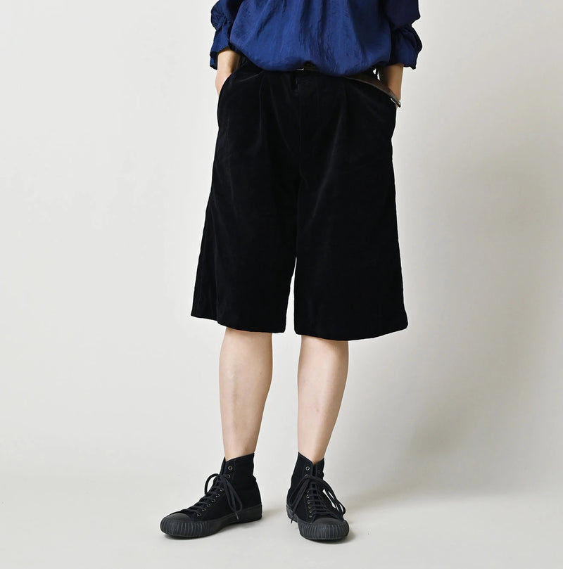 45R Indigo Velvet Lucie Bermuda Pants - Image 4