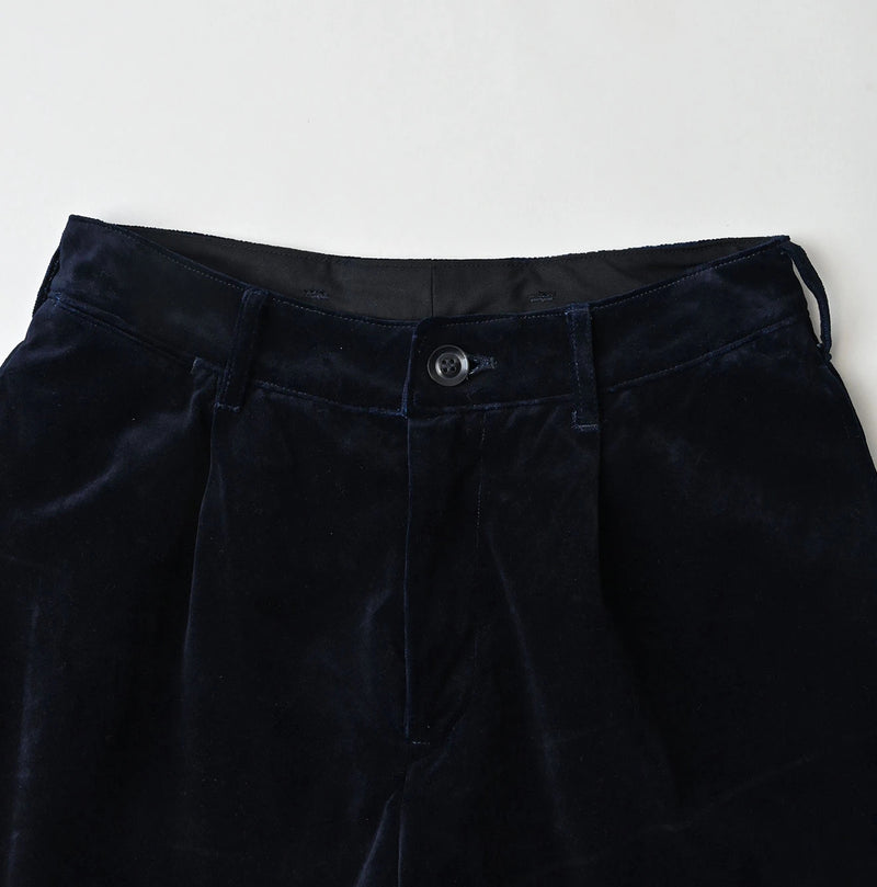 45R Indigo Velvet Lucie Bermuda Pants - Image 12