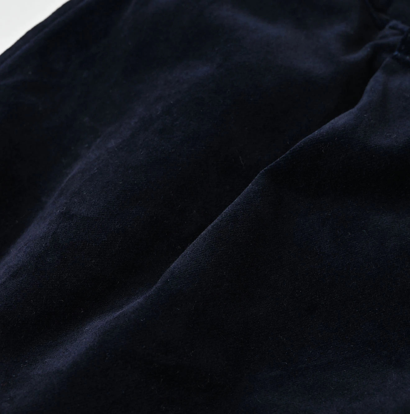 45R Indigo Velvet Lucie Bermuda Pants - Image 15