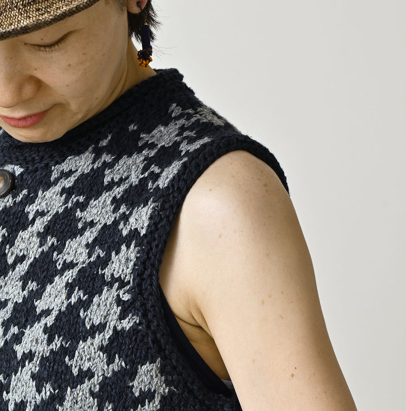 Indigo Houndstooth Vest - Image 7