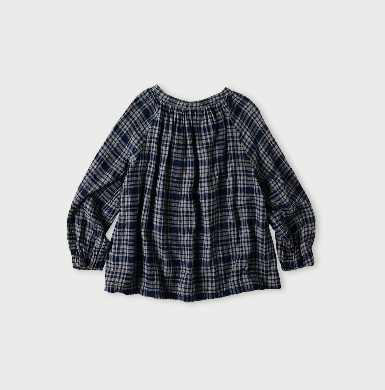 45R Indigo Fuwafuwa Double Woven Shirring Blouse