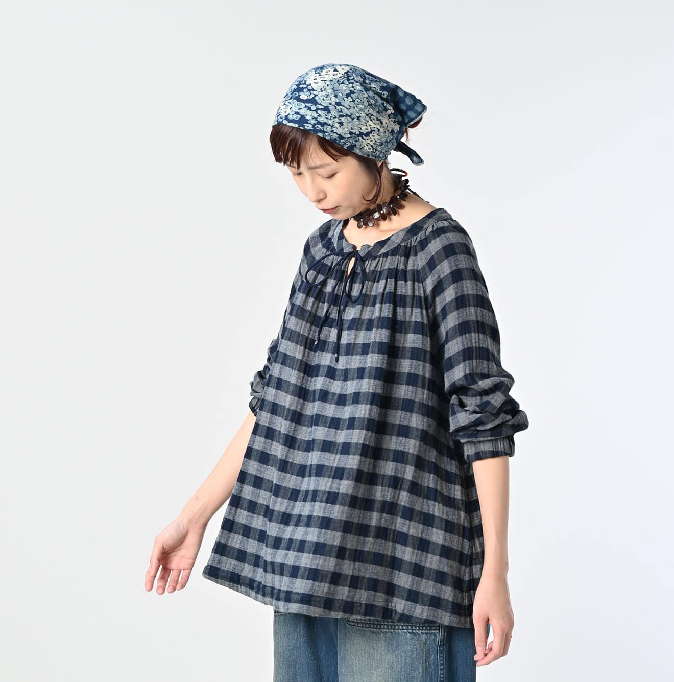 45R Indigo Fuwafuwa Double Woven Shirring Blouse