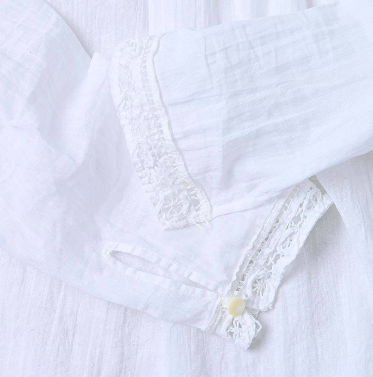 45R Khadi Ribbon Lace Blouse