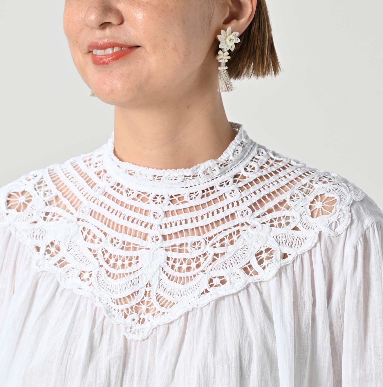 45R Khadi Ribbon Lace Blouse