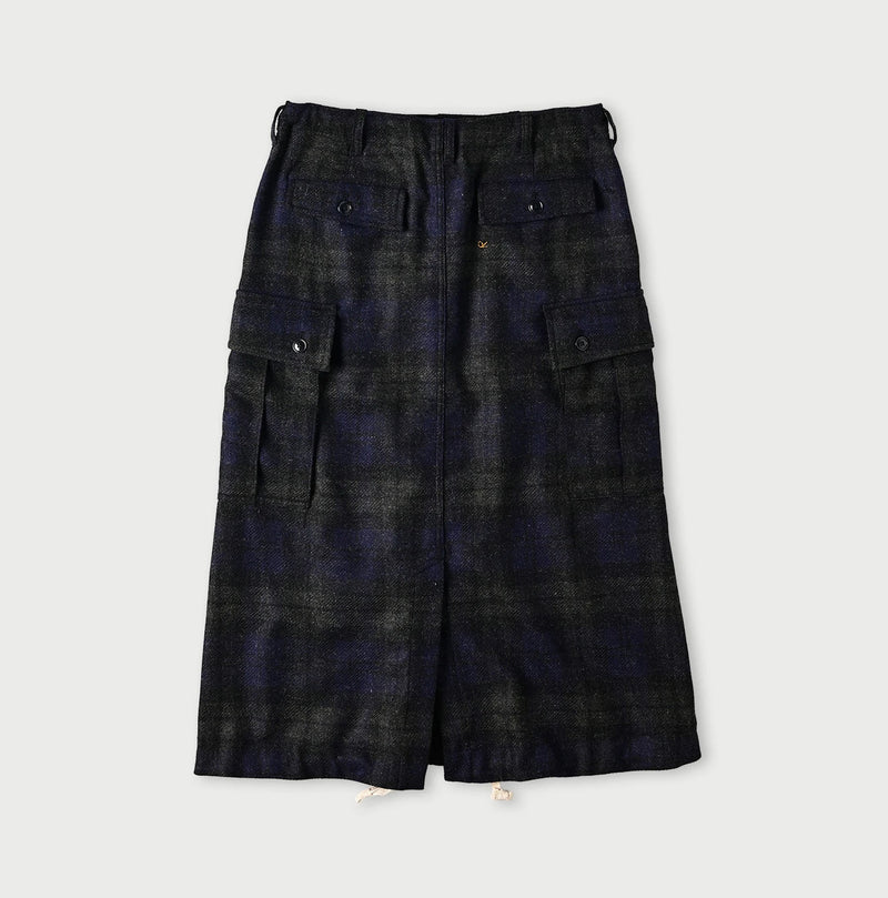 45R Wool Tartan Cargo Skirt - Image 12