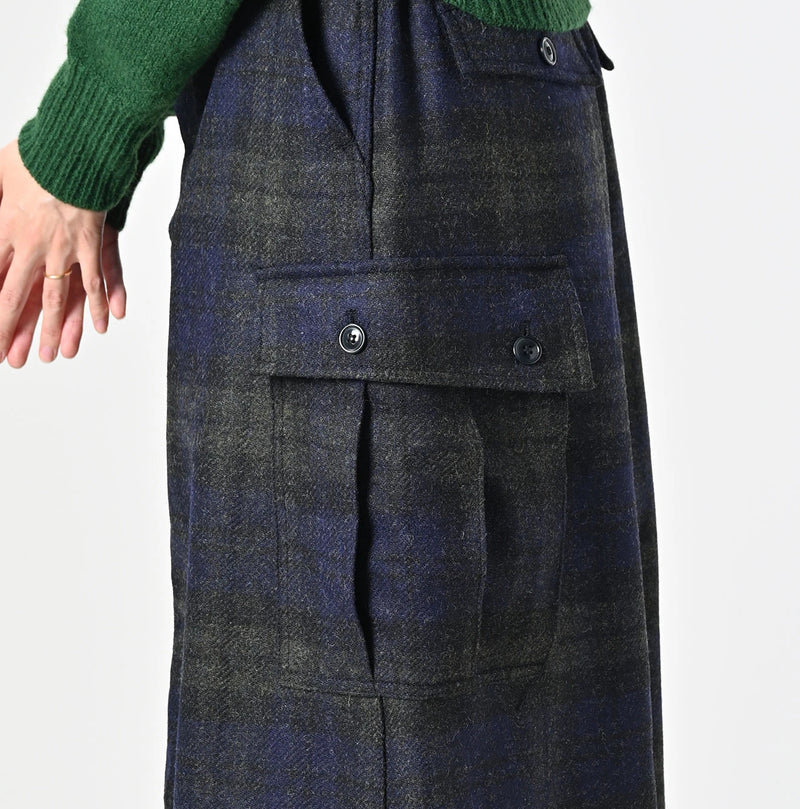 45R Wool Tartan Cargo Skirt - Image 9