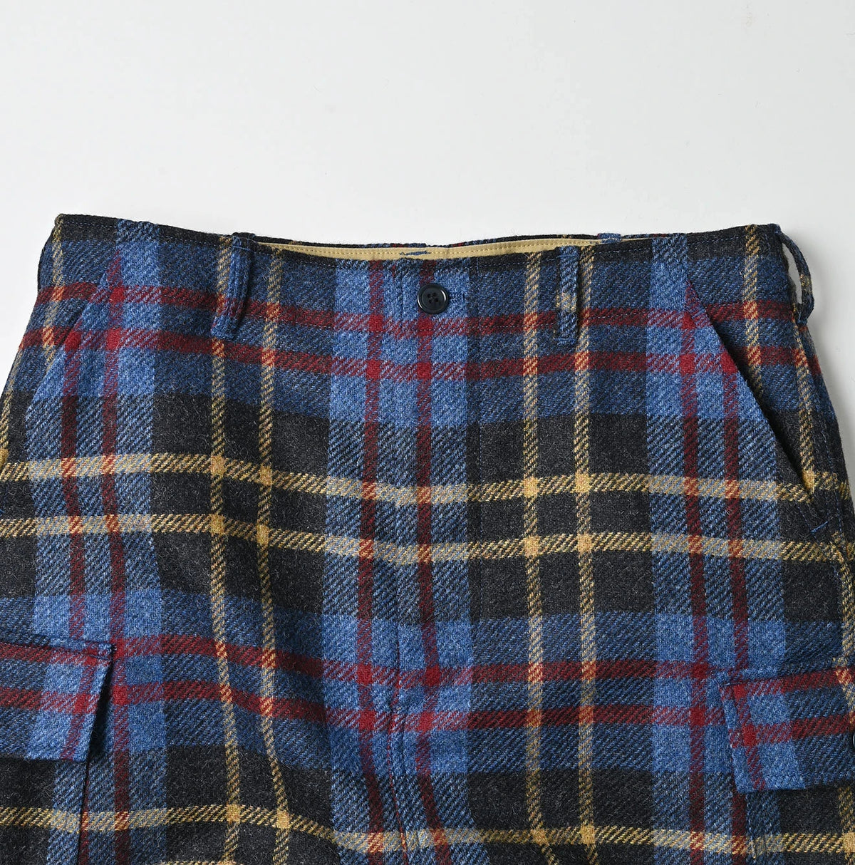 45R Wool Tartan Cargo Skirt - Image 13