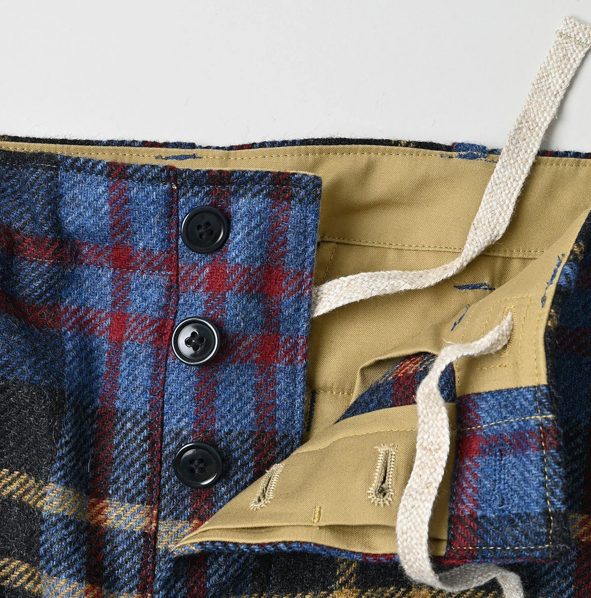 45R Wool Tartan Cargo Skirt - Image 14