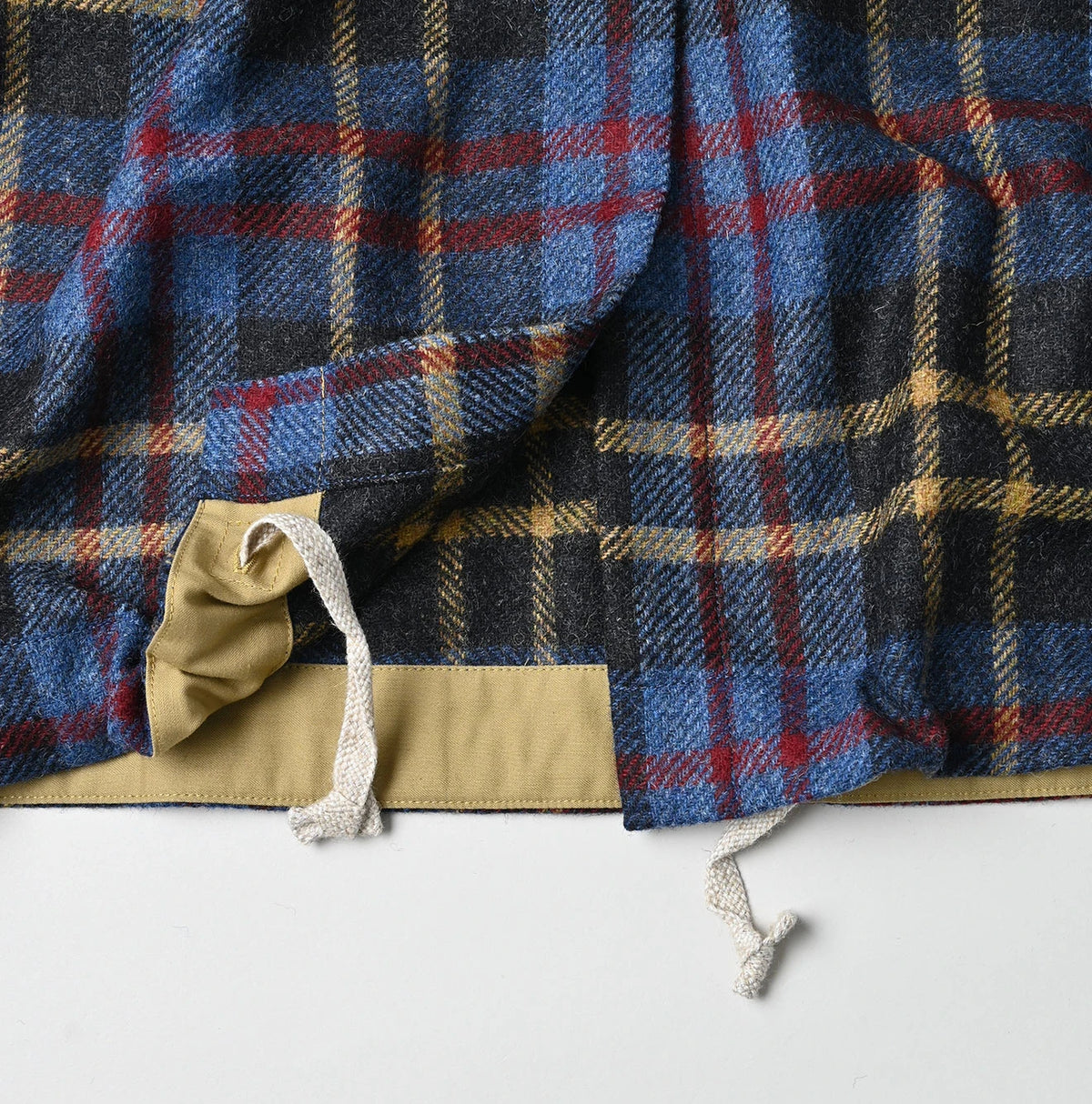 45R Wool Tartan Cargo Skirt - Image 17