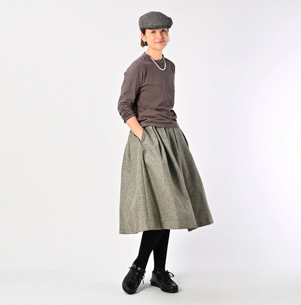 45R England Flannel Tuck Skirt
