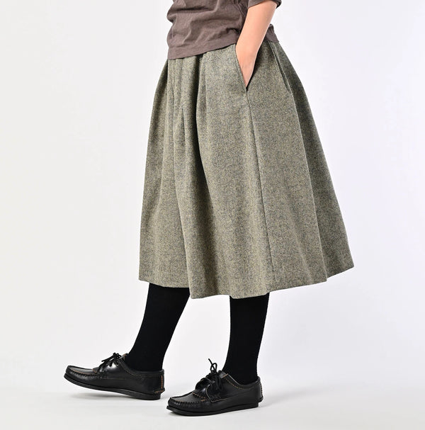 45R England Flannel Tuck Skirt