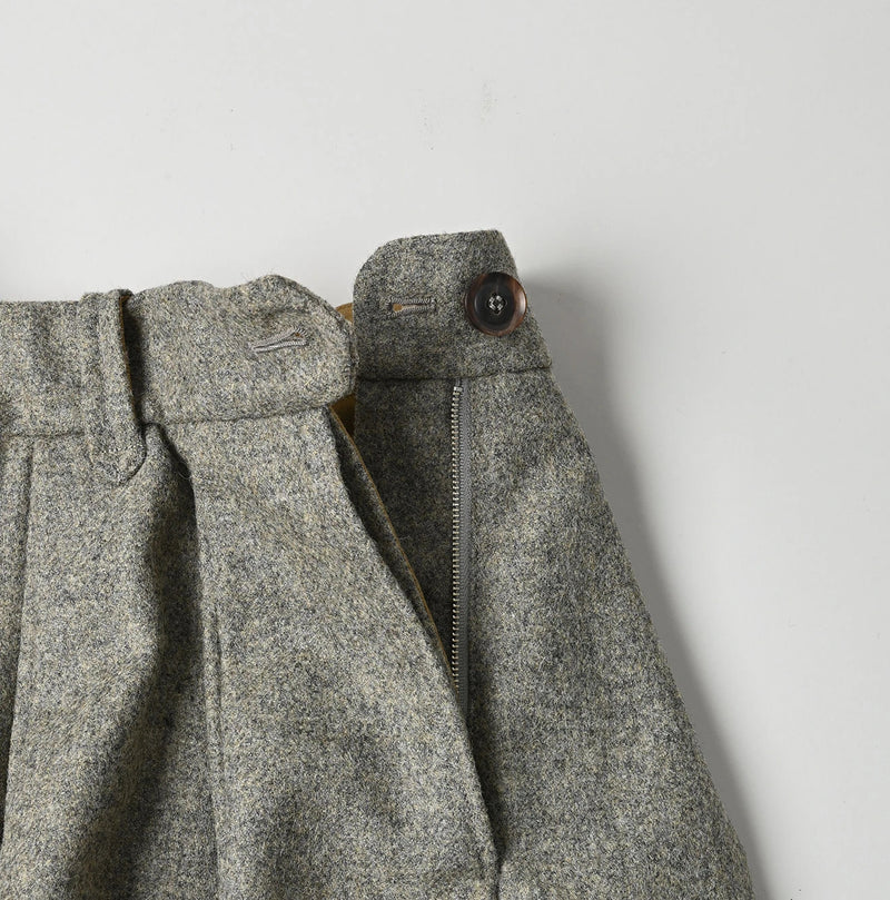45R England Flannel Tuck Skirt - Image 13