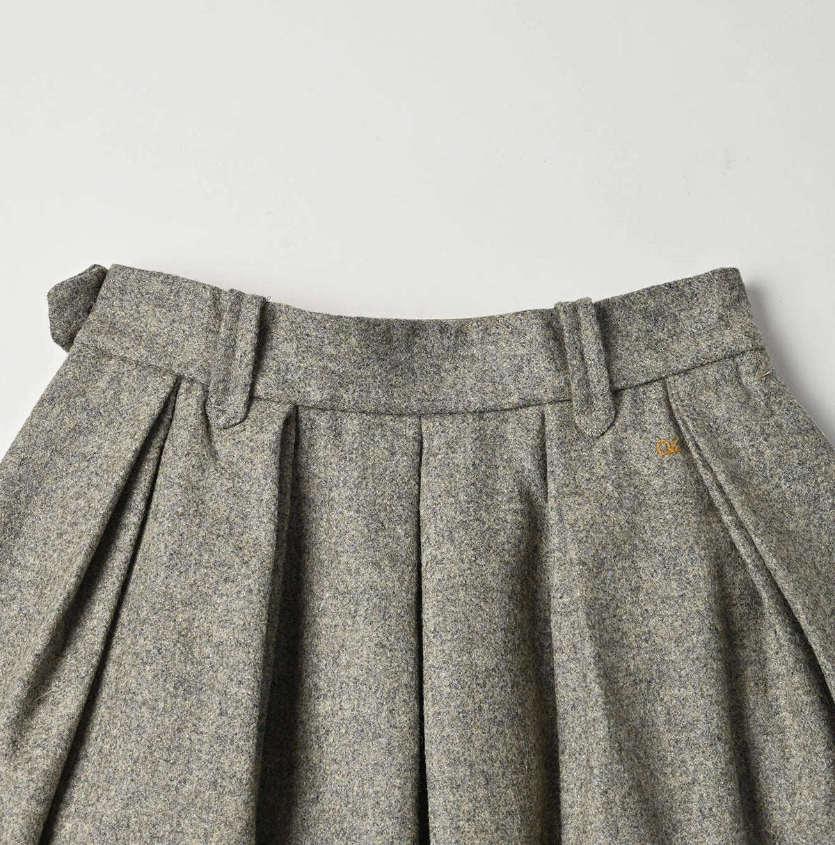 45R England Flannel Tuck Skirt - Image 14