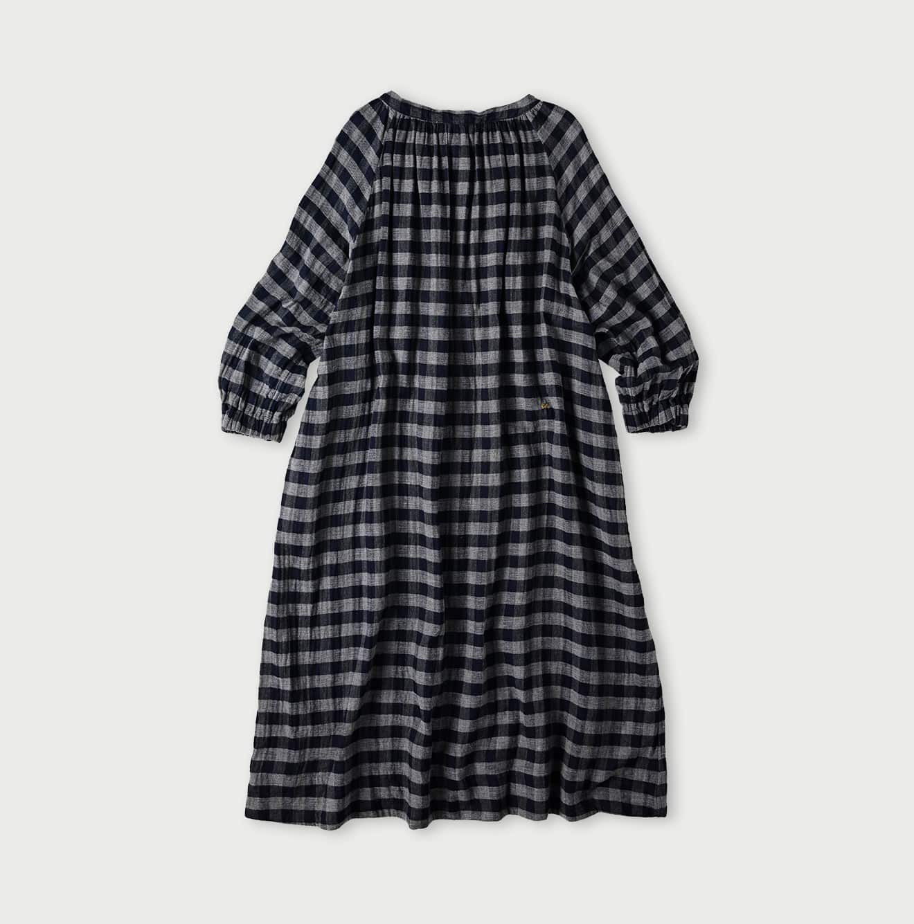 45R Indigo Fuwauwa Double Woven Shirring Dress - Image 11