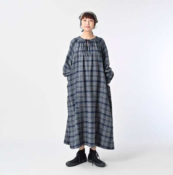 45R Indigo Fuwauwa Double Woven Shirring Dress