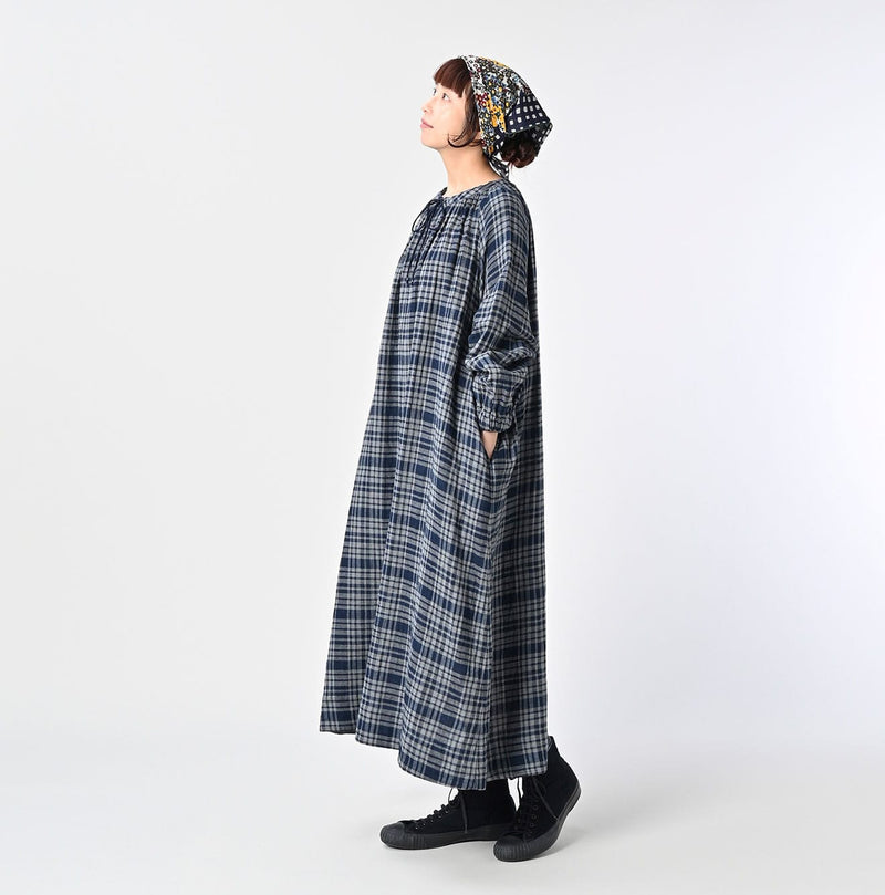 45R Indigo Fuwauwa Double Woven Shirring Dress