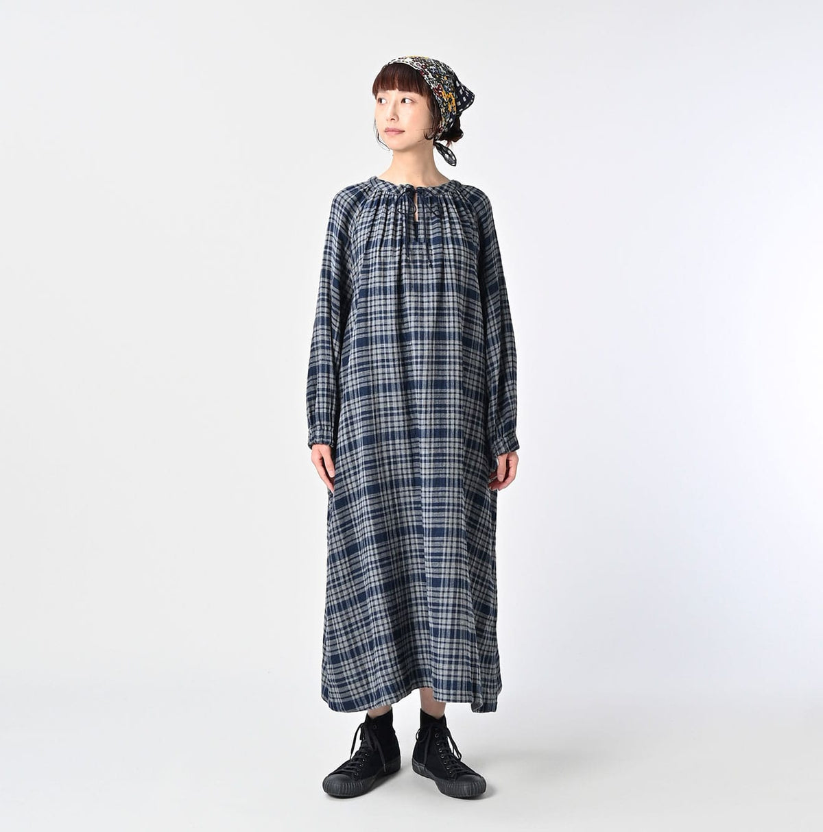 45R Indigo Fuwauwa Double Woven Shirring Dress