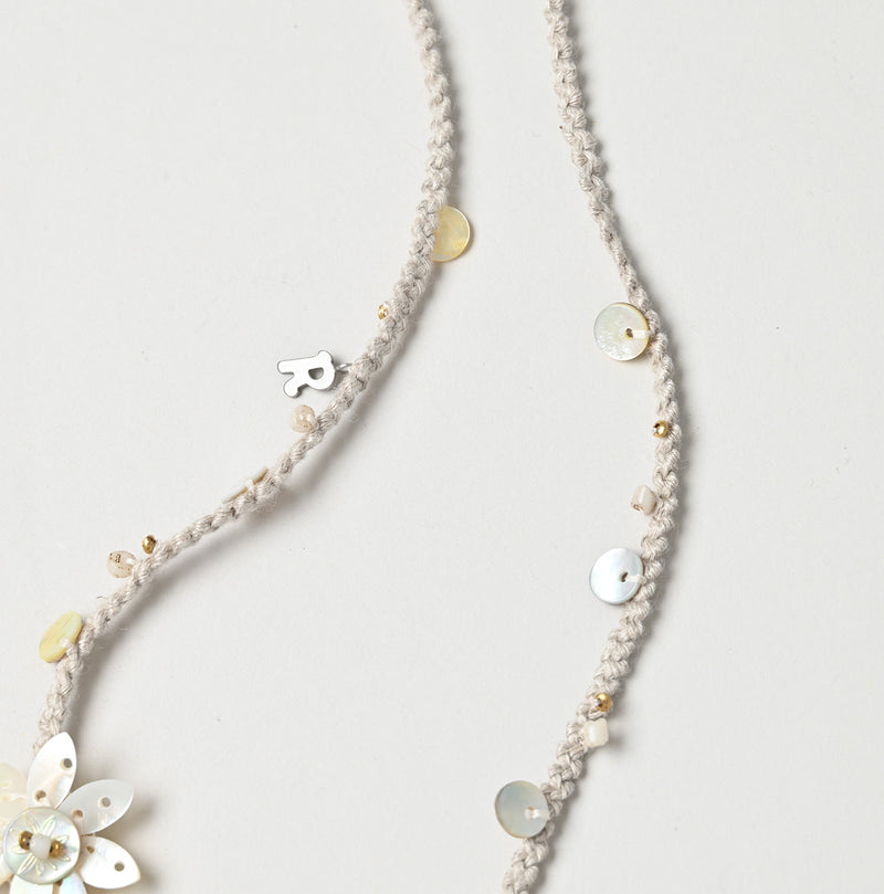 Sun Shell Flower Choker
