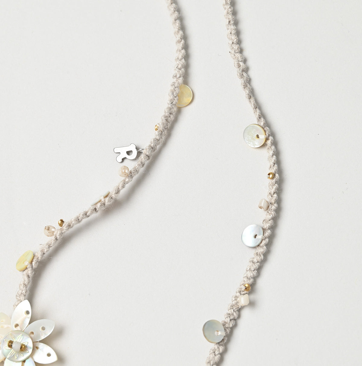 Sun Shell Flower Choker