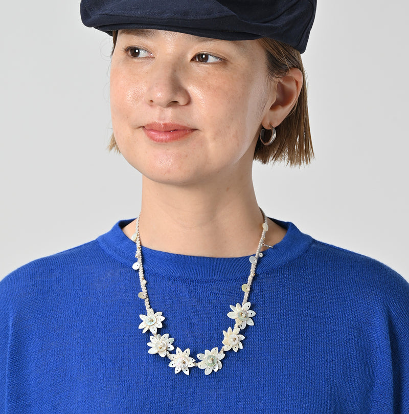 Sun Shell Flower Choker