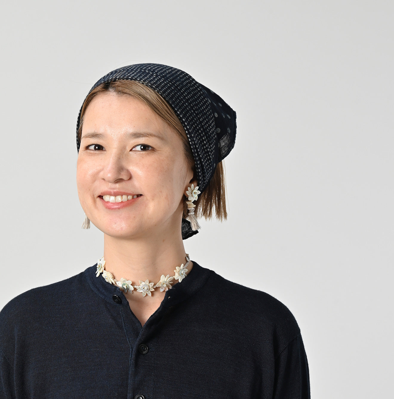 Sun Shell Flower Choker - Image 5