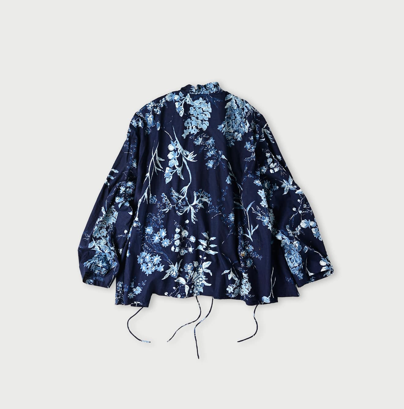 45R Indigo Noa Flower Cachecoeur